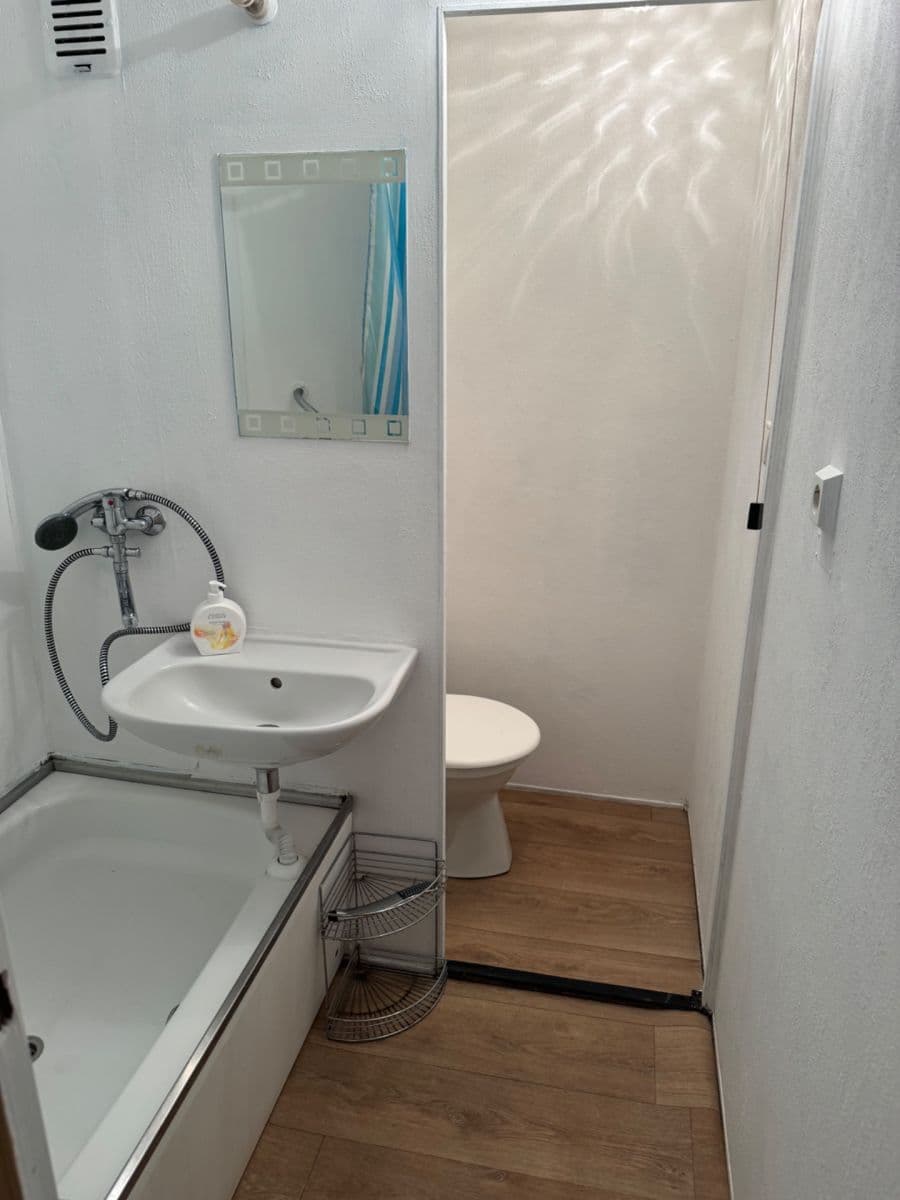 Prenájom bytu 2-izbový 36 m², Sídliště, Žirovnice, Kraj Vysočina Prenájom bytu 2-izbový 36 m², Sídliště, Žirovnice, Kraj Vysočina