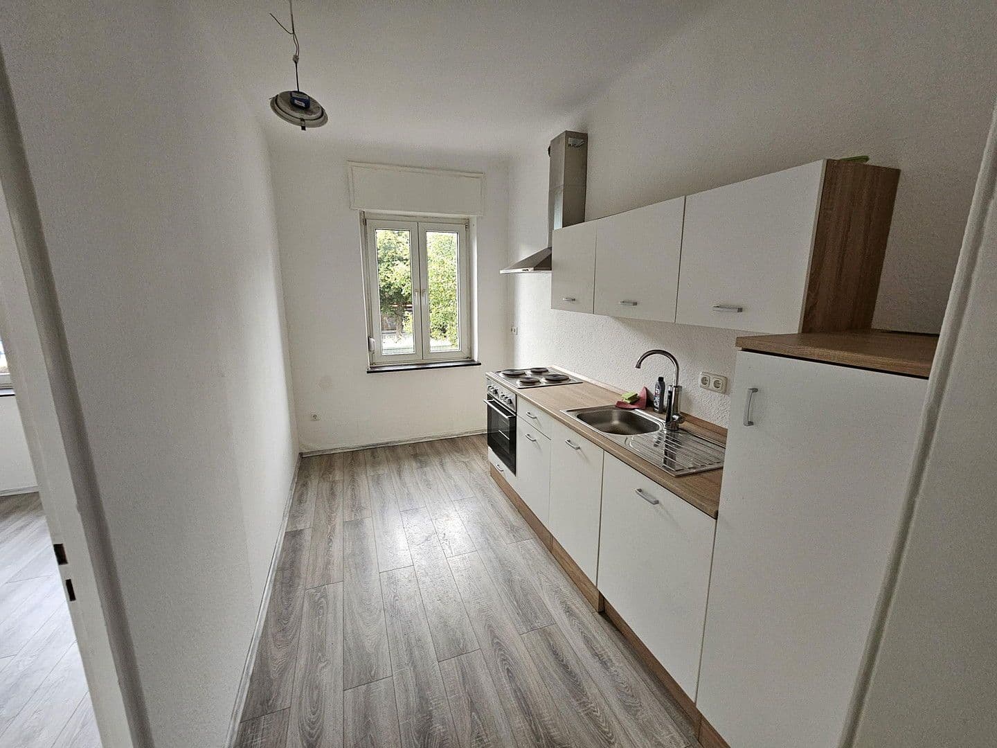 Prenájom bytu 3-izbový 50 m², Bahnhofstr. 48, Alsdorf, Severné Porýnie - Westfálsko Prenájom bytu 3-izbový 50 m², Bahnhofstr. 48, Alsdorf, Severné Porýnie - Westfálsko