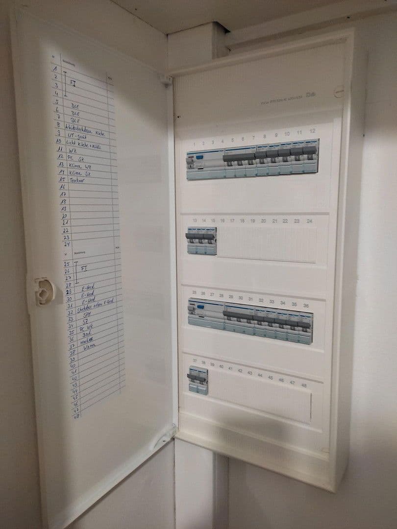 Prenájom bytu 2-izbový 73 m², Salzburger Straße 30, Monheim am Rhein, Severné Porýnie - Westfálsko Prenájom bytu 2-izbový 73 m², Salzburger Straße 30, Monheim am Rhein, Severné Porýnie - Westfálsko