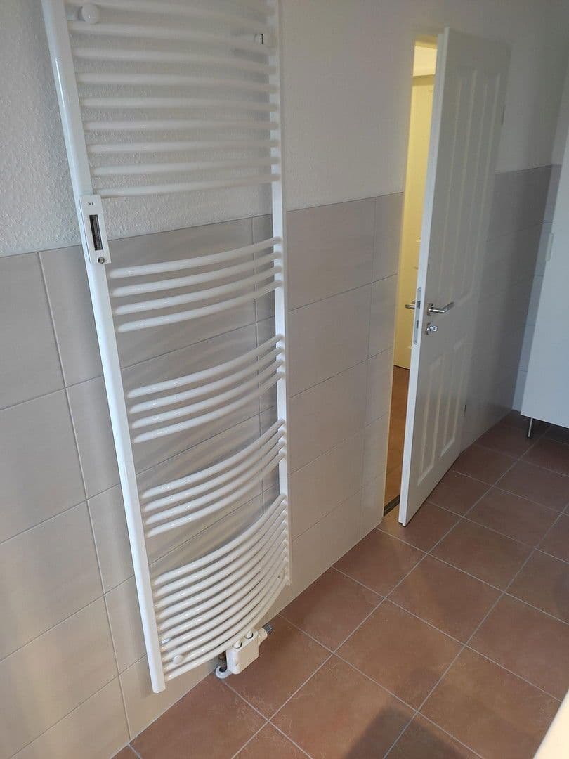 Prenájom bytu 2-izbový 73 m², Salzburger Straße 30, Monheim am Rhein, Severné Porýnie - Westfálsko Prenájom bytu 2-izbový 73 m², Salzburger Straße 30, Monheim am Rhein, Severné Porýnie - Westfálsko