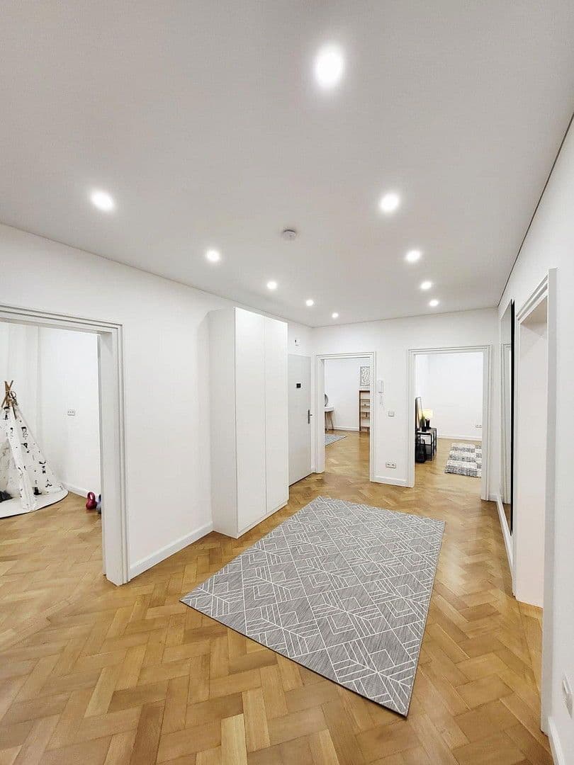 Predaj bytu 3-izbový 106 m², Mulheim an der Ruhr, Severné Porýnie - Westfálsko Predaj bytu 3-izbový 106 m², Mulheim an der Ruhr, Severné Porýnie - Westfálsko