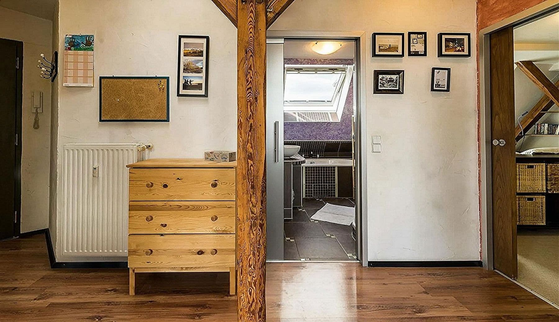 Prenájom bytu 2-izbový 74 m², Berlin, Berlín Prenájom bytu 2-izbový 74 m², Berlin, Berlín