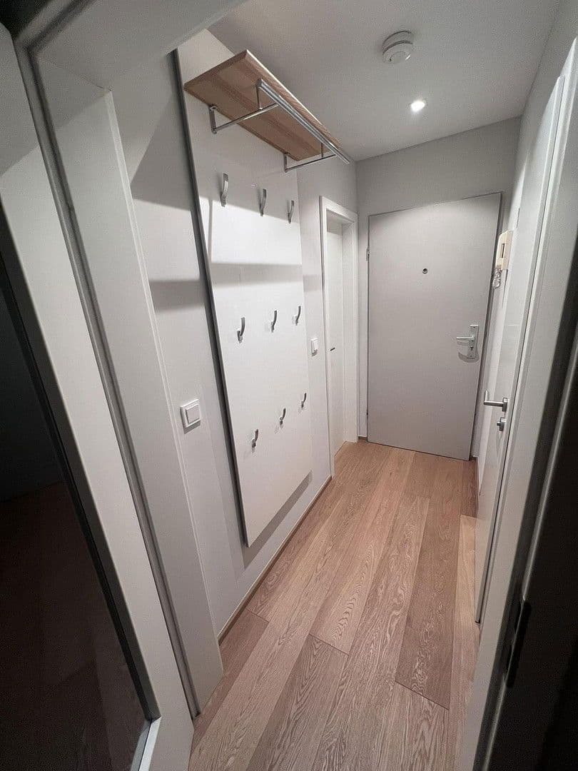 Prenájom bytu 1-izbový 42 m², Schellingstr., München, Bavorsko Prenájom bytu 1-izbový 42 m², Schellingstr., München, Bavorsko