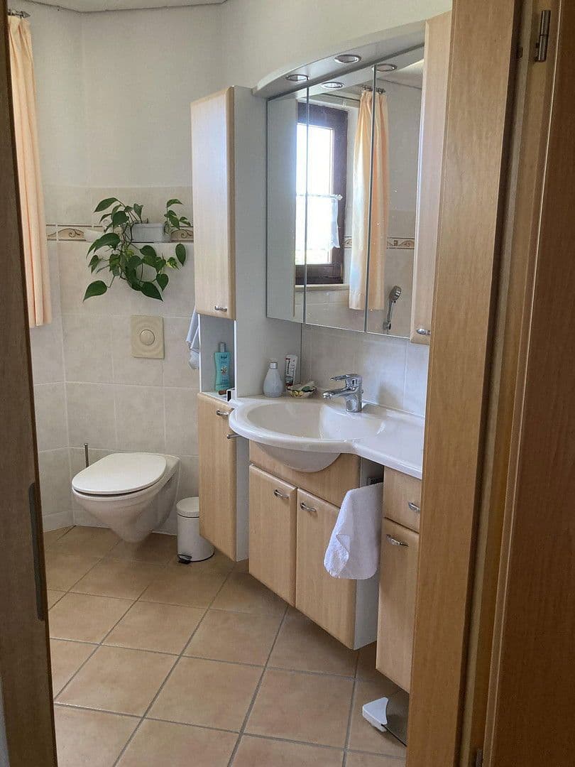 Predaj domu 110 m², pozemek 666 m², Breuna, Hesensko Predaj domu 110 m², pozemek 666 m², Breuna, Hesensko