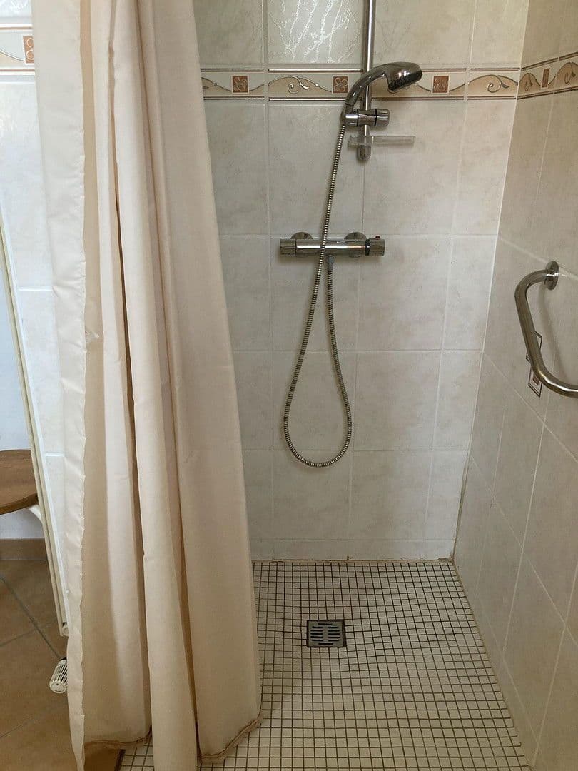 Predaj domu 110 m², pozemek 666 m², Breuna, Hesensko Predaj domu 110 m², pozemek 666 m², Breuna, Hesensko