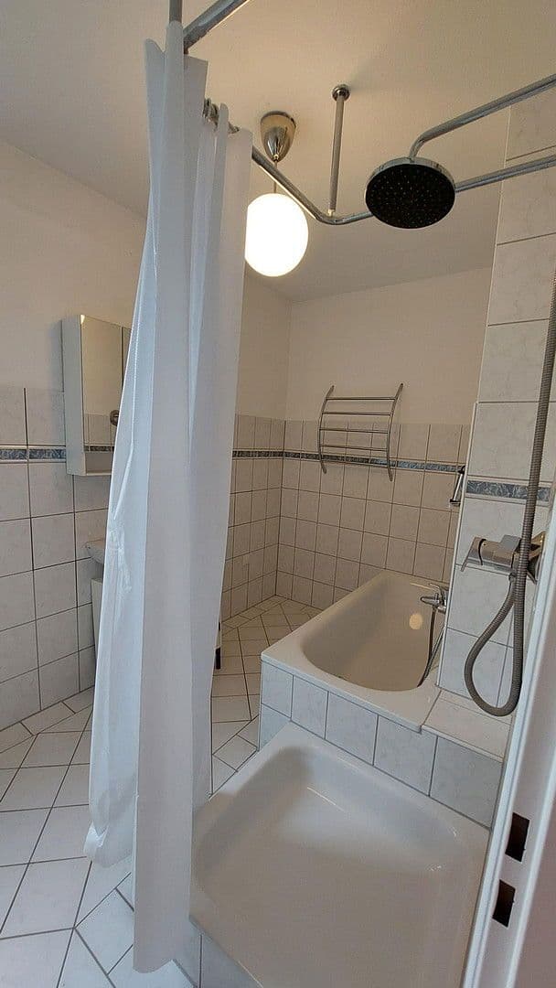 Prenájom bytu 3-izbový 81 m², Waldbüttelbrunn, Bavorsko Prenájom bytu 3-izbový 81 m², Waldbüttelbrunn, Bavorsko