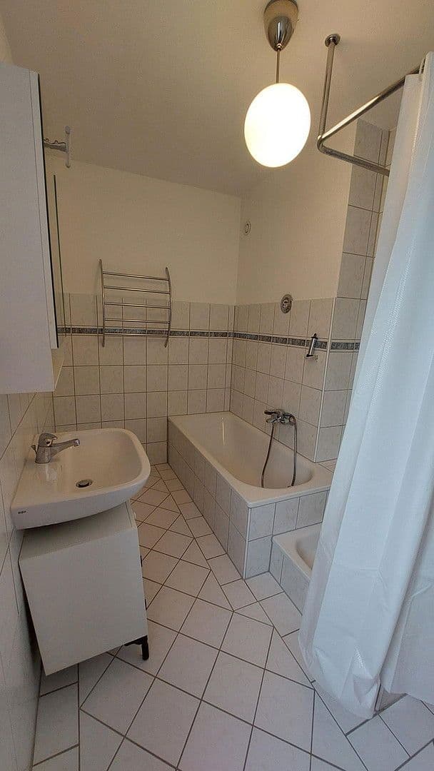 Prenájom bytu 3-izbový 81 m², Waldbüttelbrunn, Bavorsko Prenájom bytu 3-izbový 81 m², Waldbüttelbrunn, Bavorsko