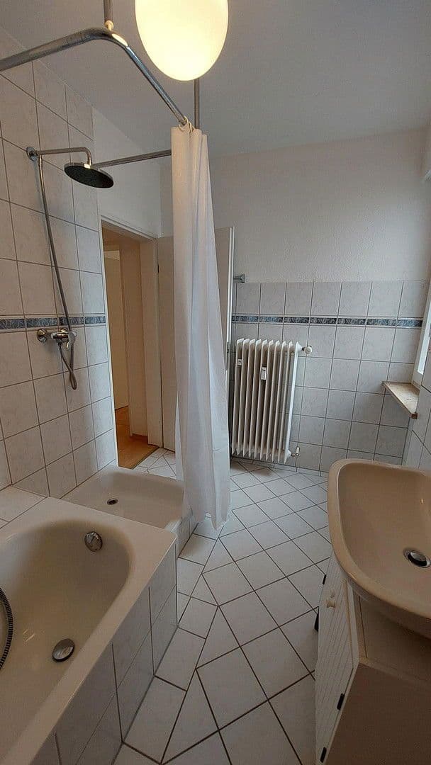 Prenájom bytu 3-izbový 81 m², Waldbüttelbrunn, Bavorsko Prenájom bytu 3-izbový 81 m², Waldbüttelbrunn, Bavorsko