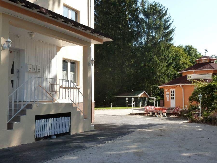 Predaj domu 672 m², pozemek 3.000 m², Pottum, Porýnie-Falcko Predaj domu 672 m², pozemek 3.000 m², Pottum, Porýnie-Falcko