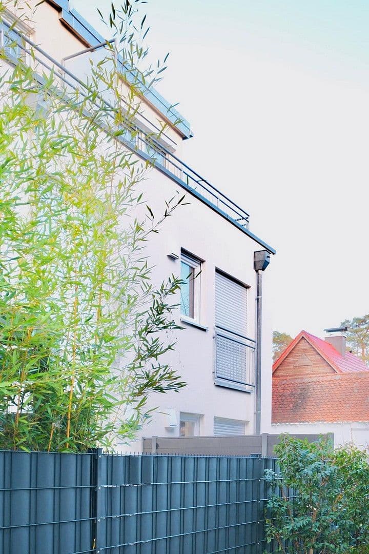 Predaj domu 94 m², pozemek 185 m², München - Waldperlach, Bavorsko Predaj domu 94 m², pozemek 185 m², München - Waldperlach, Bavorsko