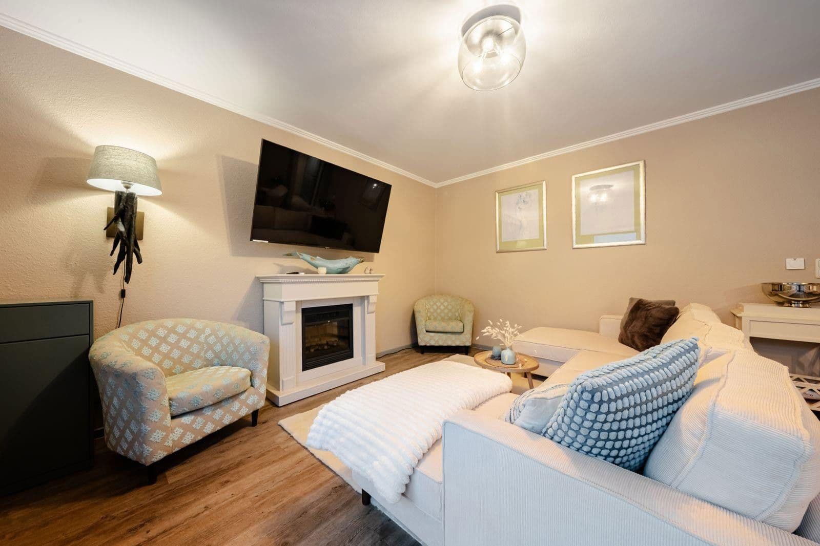 Predaj domu 750 m², pozemek 1.255 m², Hage, Dolné Sasko Predaj domu 750 m², pozemek 1.255 m², Hage, Dolné Sasko