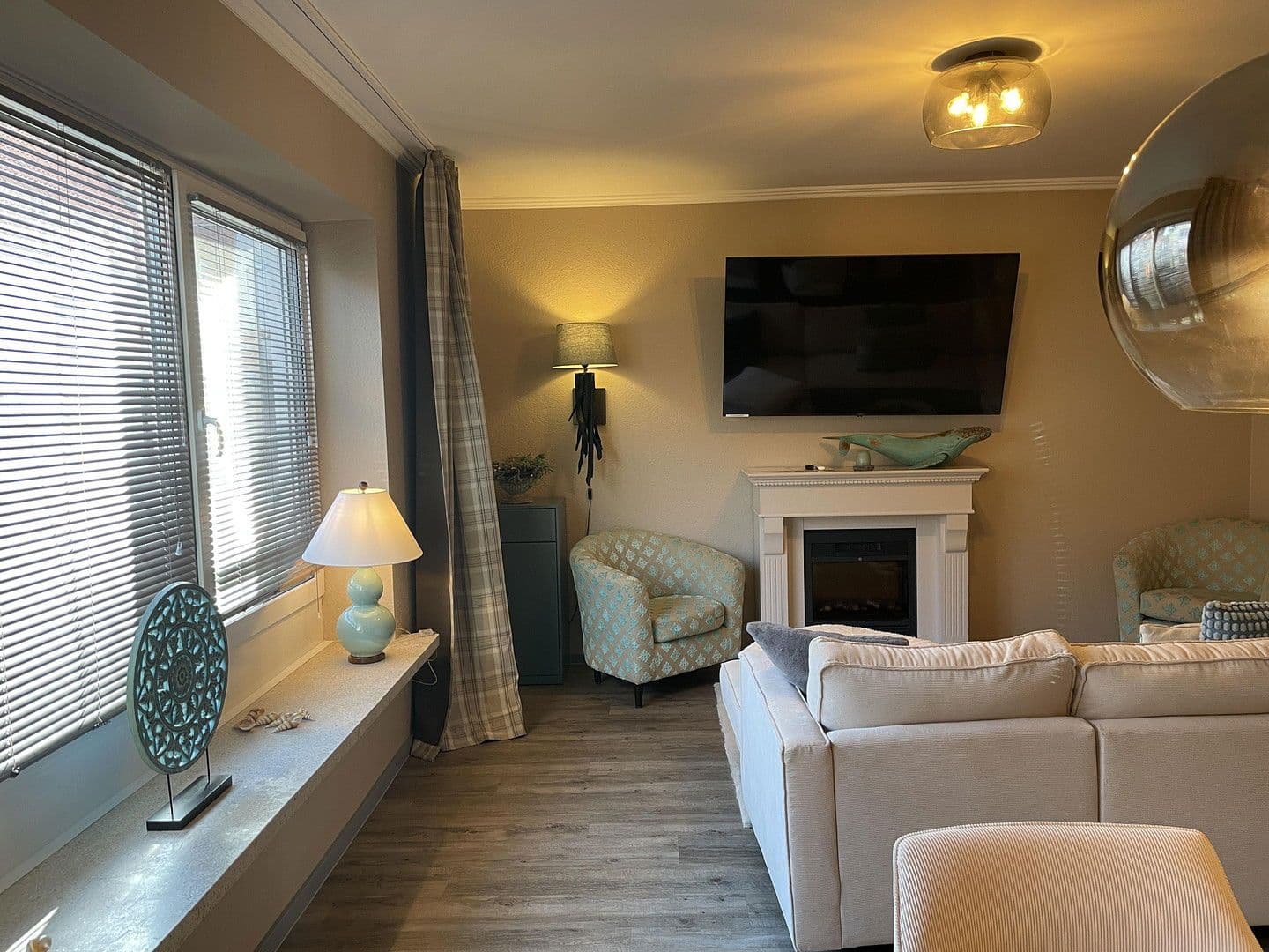 Predaj domu 750 m², pozemek 1.255 m², Hage, Dolné Sasko Predaj domu 750 m², pozemek 1.255 m², Hage, Dolné Sasko