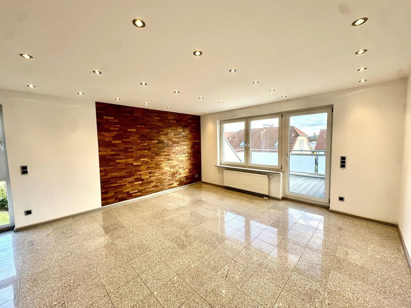 Predaj bytu 4-izbový 117 m², Lorsch, Hesensko Predaj bytu 4-izbový 117 m², Lorsch, Hesensko