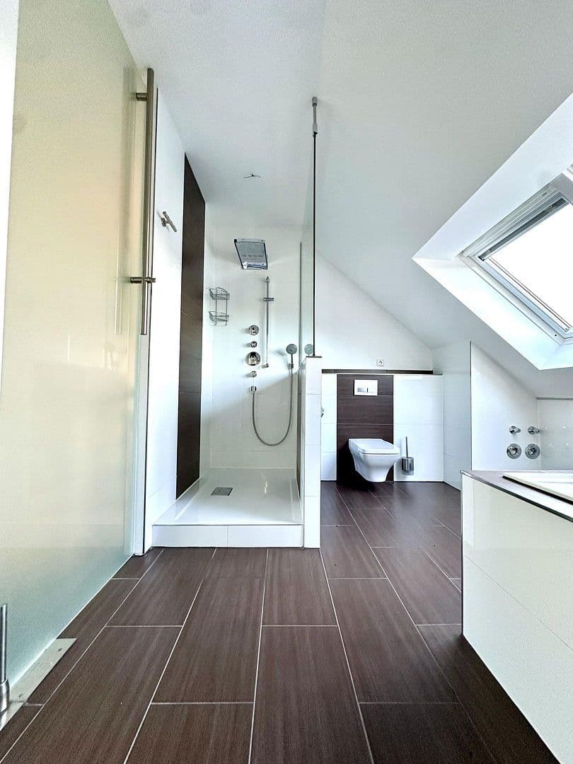 Predaj bytu 4-izbový 117 m², Lorsch, Hesensko Predaj bytu 4-izbový 117 m², Lorsch, Hesensko