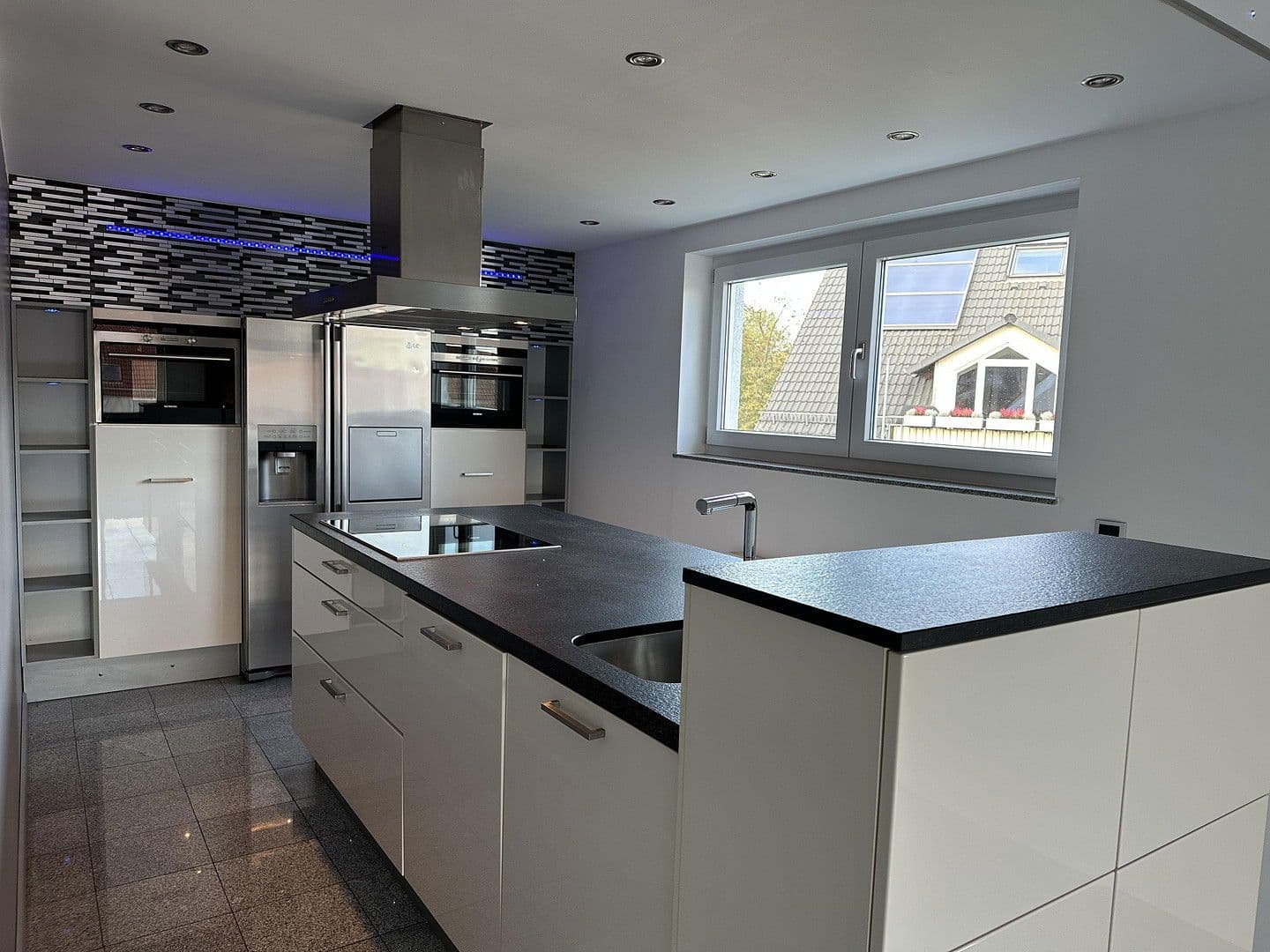 Predaj bytu 4-izbový 117 m², Lorsch, Hesensko Predaj bytu 4-izbový 117 m², Lorsch, Hesensko