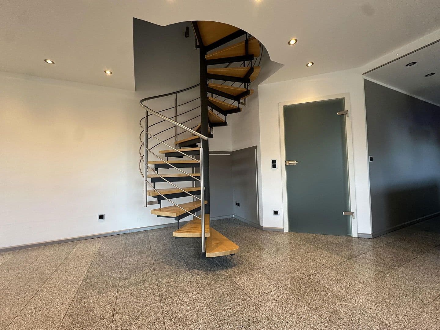 Predaj bytu 4-izbový 117 m², Lorsch, Hesensko Predaj bytu 4-izbový 117 m², Lorsch, Hesensko