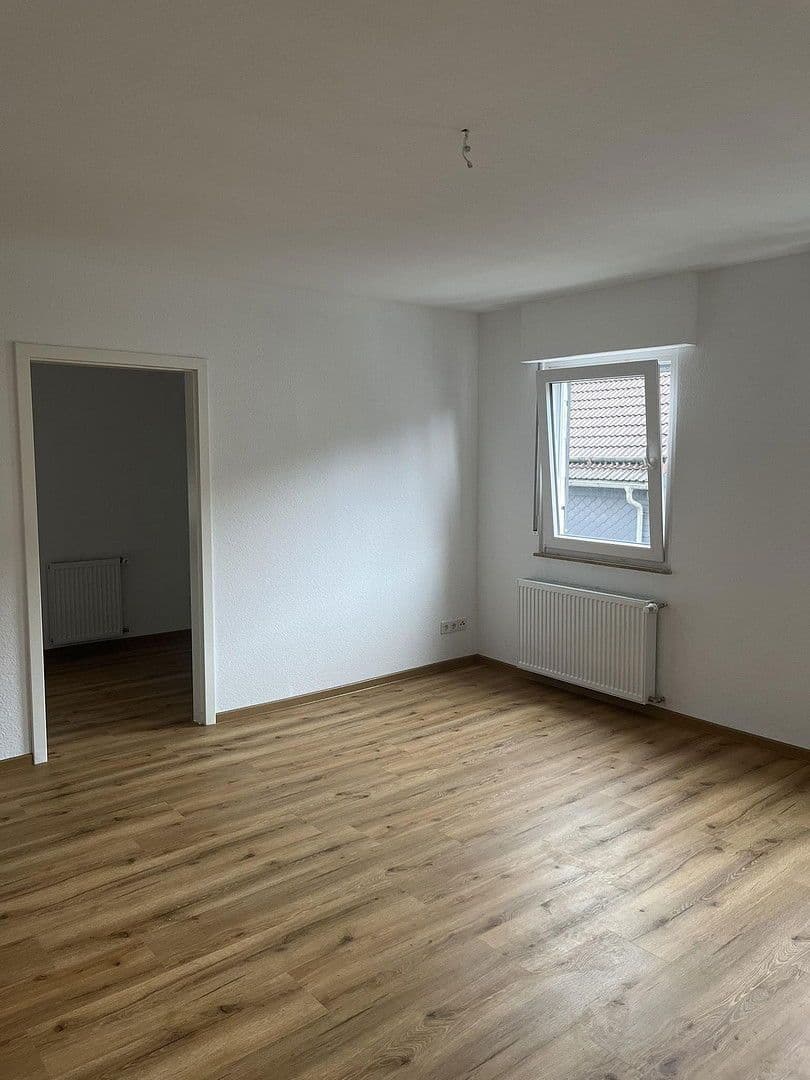 Prenájom bytu 1-izbový 35 m², Freudenberg, Severné Porýnie - Westfálsko Prenájom bytu 1-izbový 35 m², Freudenberg, Severné Porýnie - Westfálsko