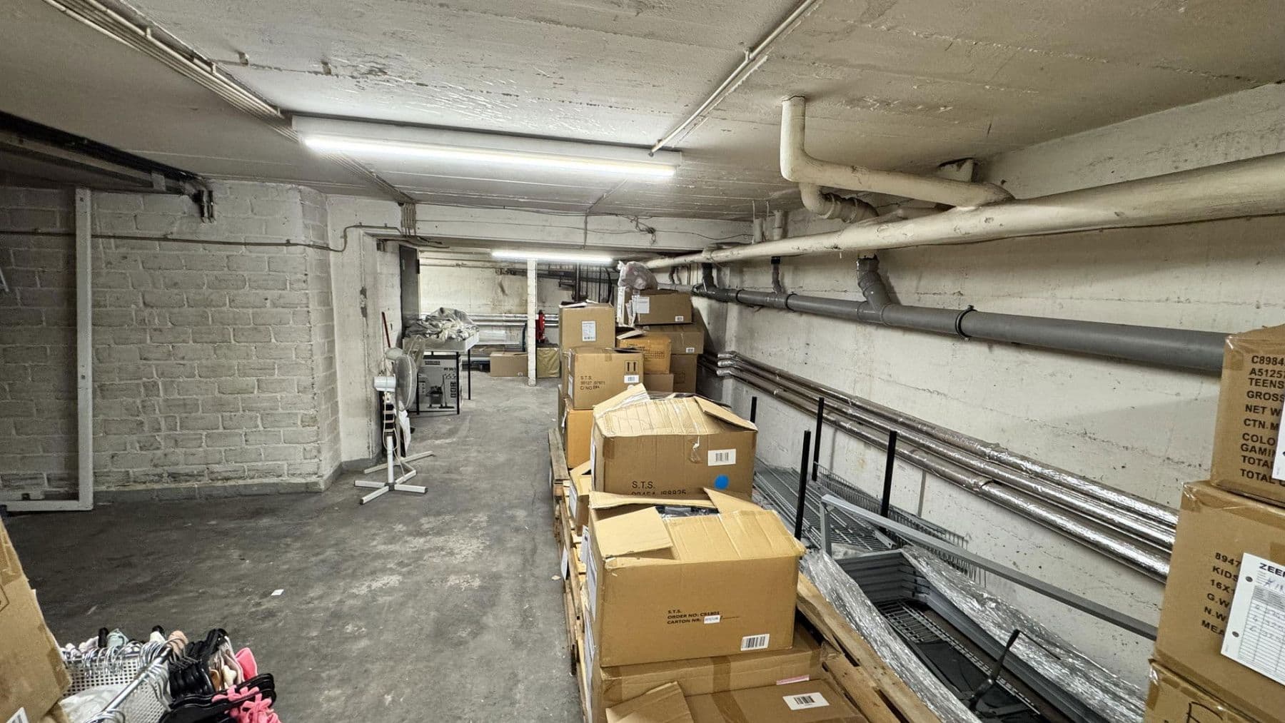 Prenájom nebytového priestoru 287 m², Ehrenfeld Stadtbezirk 4, Bergisch Gladbach, Severné Porýnie - Westfálsko Prenájom nebytového priestoru 287 m², Ehrenfeld Stadtbezirk 4, Bergisch Gladbach, Severné Porýnie - Westfálsko