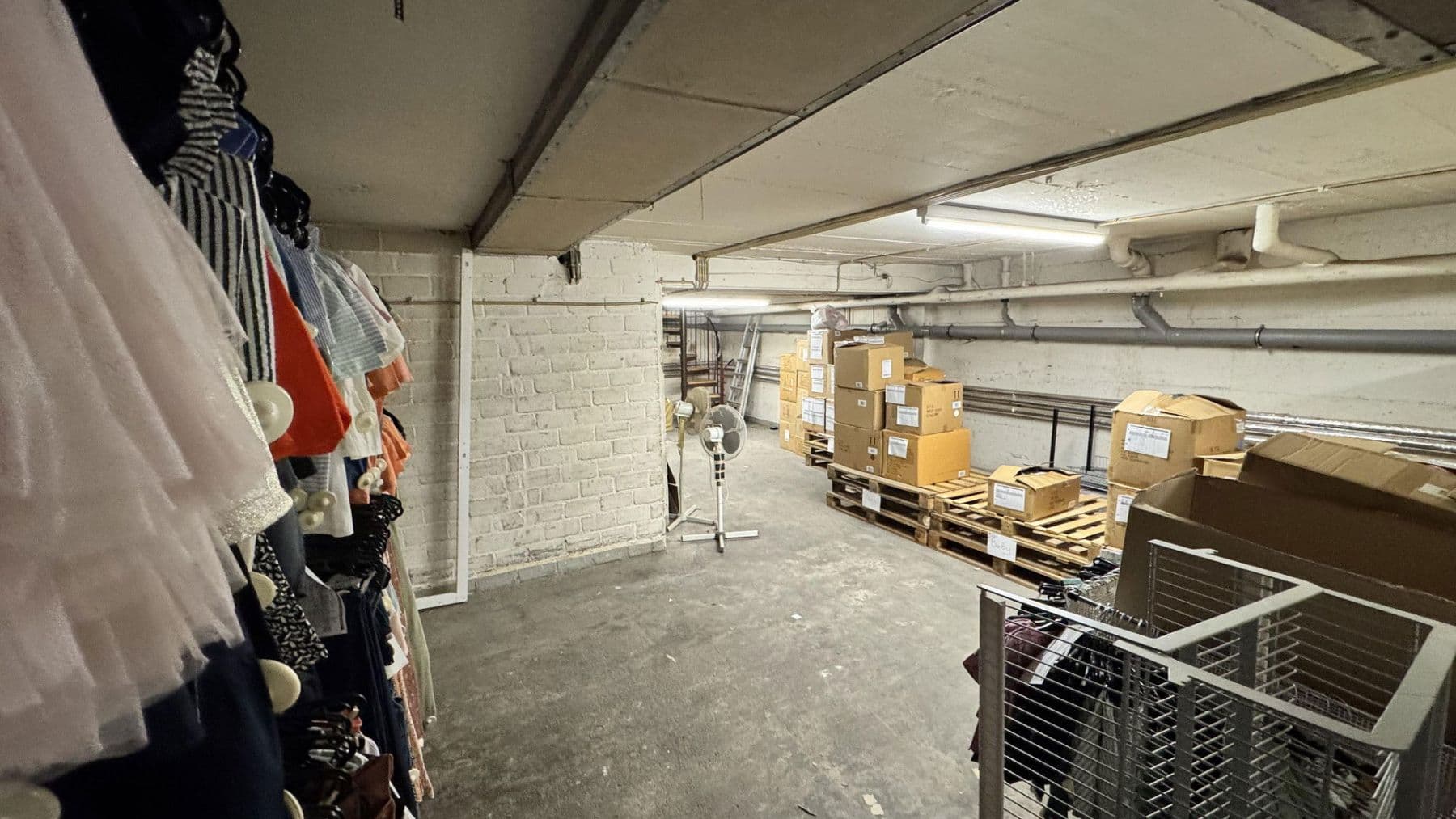 Prenájom nebytového priestoru 287 m², Ehrenfeld Stadtbezirk 4, Bergisch Gladbach, Severné Porýnie - Westfálsko Prenájom nebytového priestoru 287 m², Ehrenfeld Stadtbezirk 4, Bergisch Gladbach, Severné Porýnie - Westfálsko