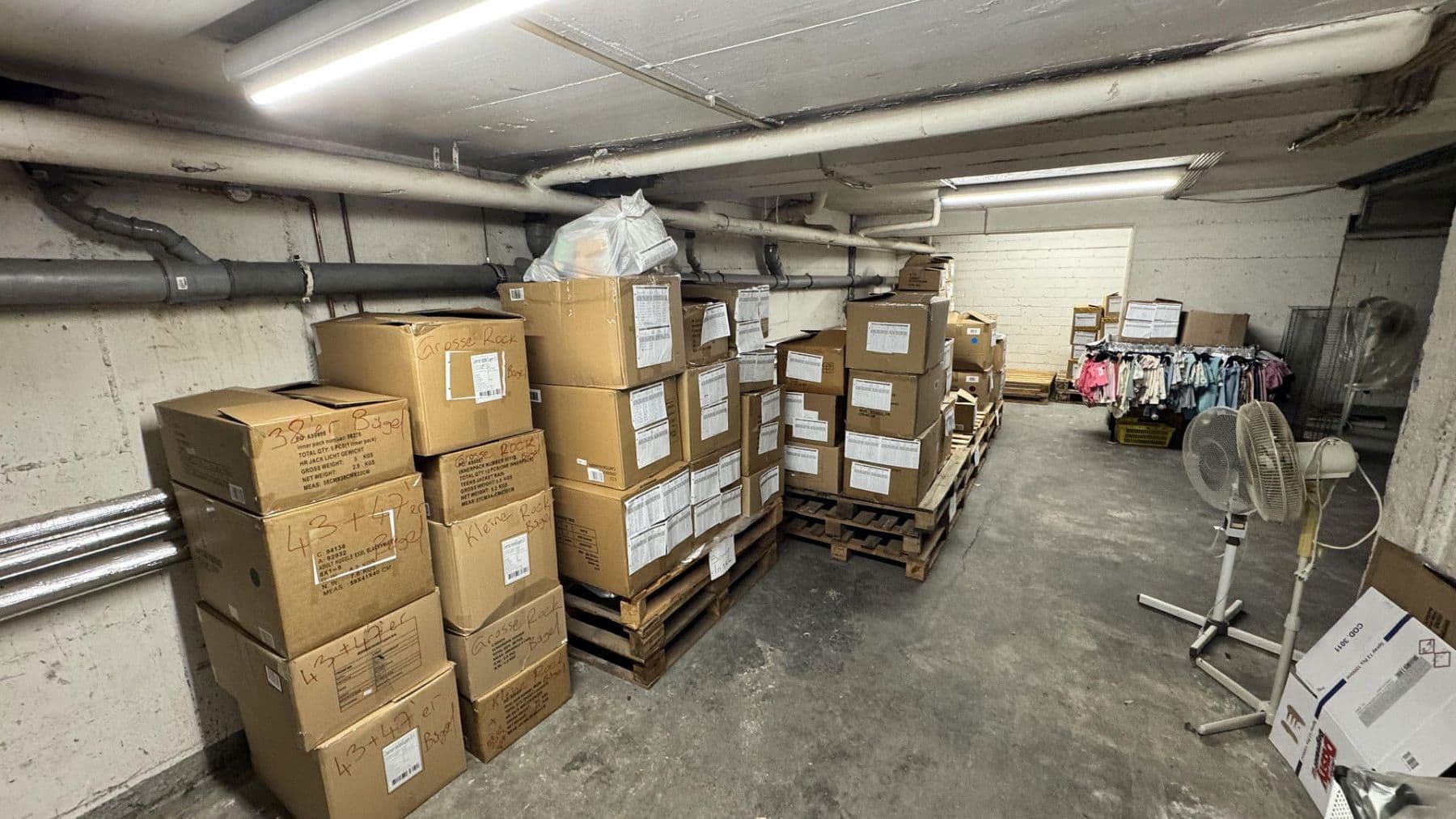 Prenájom nebytového priestoru 287 m², Ehrenfeld Stadtbezirk 4, Bergisch Gladbach, Severné Porýnie - Westfálsko Prenájom nebytového priestoru 287 m², Ehrenfeld Stadtbezirk 4, Bergisch Gladbach, Severné Porýnie - Westfálsko