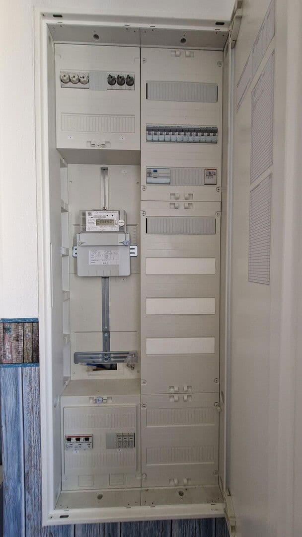 Predaj domu 125 m², pozemek 254 m², Andernach, Porýnie-Falcko Predaj domu 125 m², pozemek 254 m², Andernach, Porýnie-Falcko