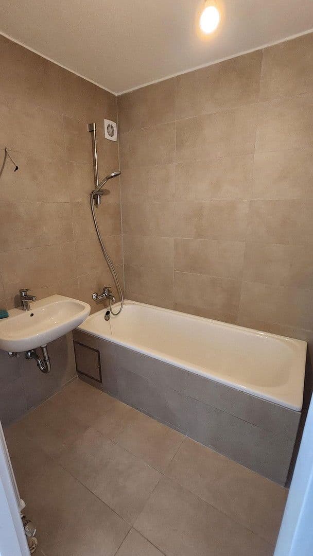 Predaj bytu 3-izbový 76 m², Berliner Ring 43, Wertheim, Bádensko-Wurttembersko Predaj bytu 3-izbový 76 m², Berliner Ring 43, Wertheim, Bádensko-Wurttembersko