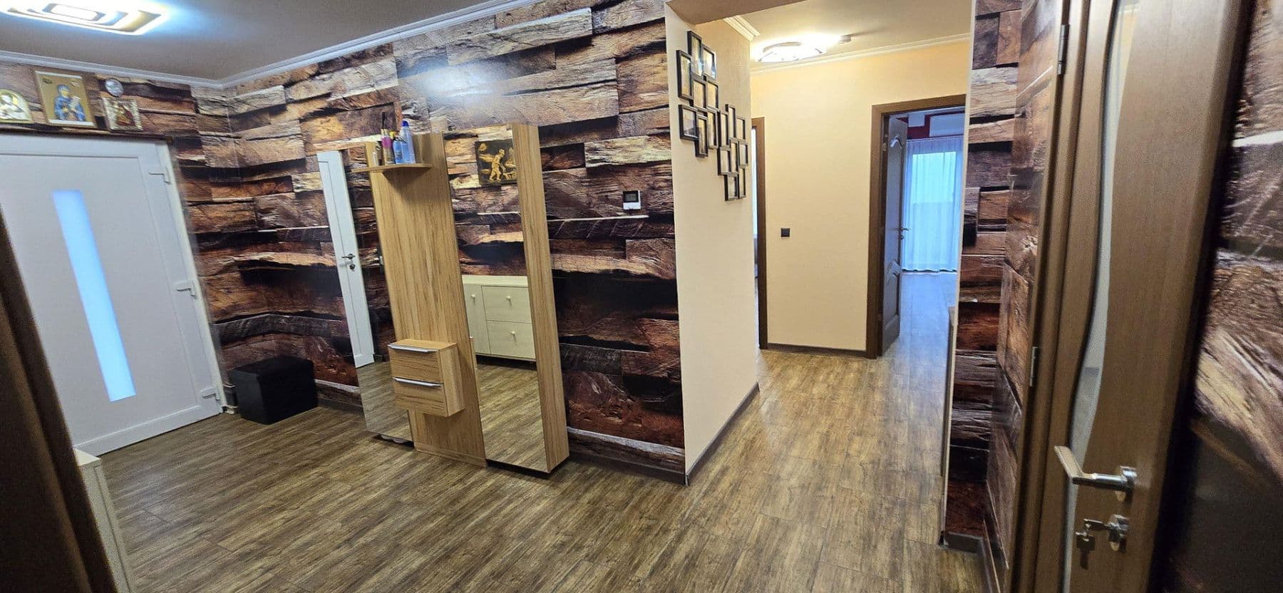 Predaj nebytového priestoru 1.496 m², Leingarten, Bádensko-Wurttembersko Predaj nebytového priestoru 1.496 m², Leingarten, Bádensko-Wurttembersko