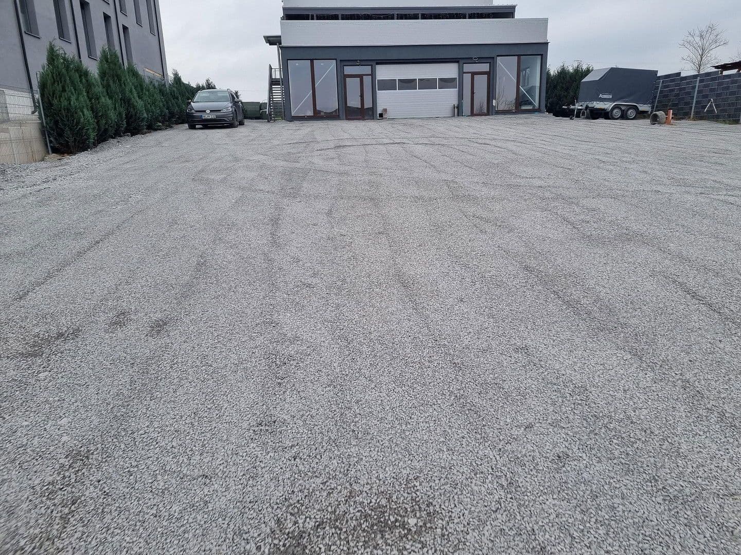 Predaj nebytového priestoru 1.496 m², Leingarten, Bádensko-Wurttembersko Predaj nebytového priestoru 1.496 m², Leingarten, Bádensko-Wurttembersko