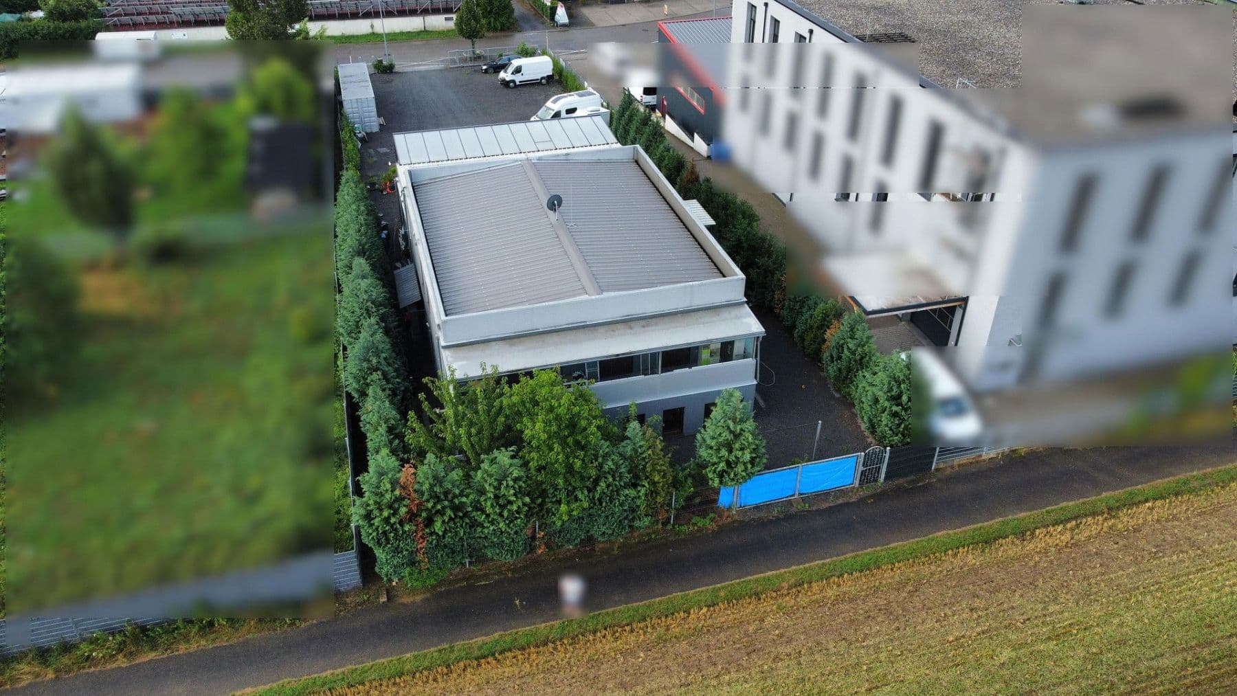 Predaj nebytového priestoru 1.496 m², Leingarten, Bádensko-Wurttembersko Predaj nebytového priestoru 1.496 m², Leingarten, Bádensko-Wurttembersko