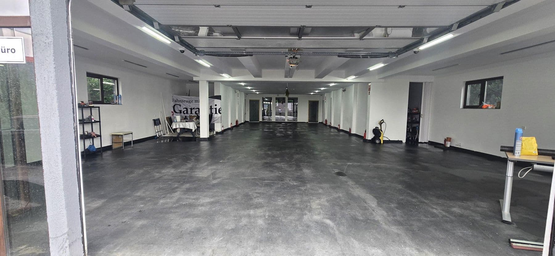 Predaj nebytového priestoru 1.496 m², Leingarten, Bádensko-Wurttembersko Predaj nebytového priestoru 1.496 m², Leingarten, Bádensko-Wurttembersko