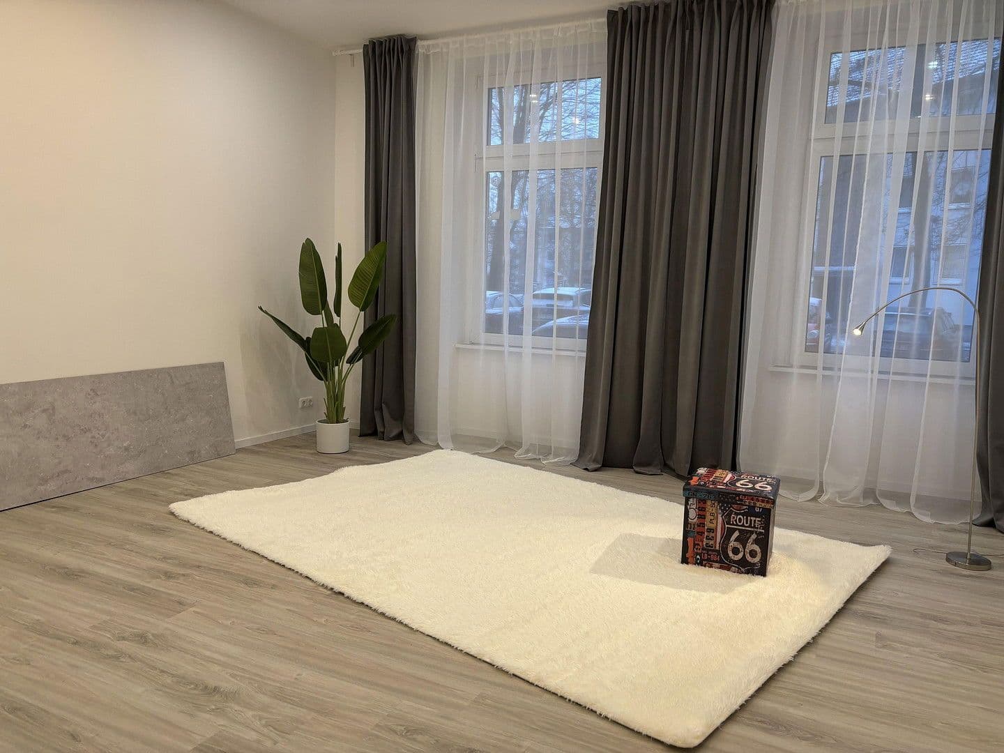 Prenájom bytu 3-izbový 70 m², Röhrenstraße 1, Düsseldorf, Severné Porýnie - Westfálsko Prenájom bytu 3-izbový 70 m², Röhrenstraße 1, Düsseldorf, Severné Porýnie - Westfálsko