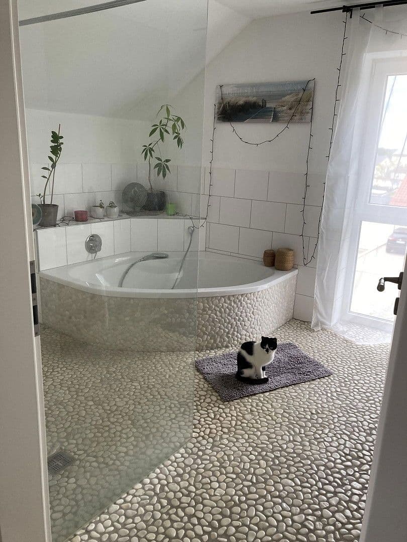 Predaj domu 130 m², pozemek 608 m², Hebertsfelden, Bavorsko Predaj domu 130 m², pozemek 608 m², Hebertsfelden, Bavorsko