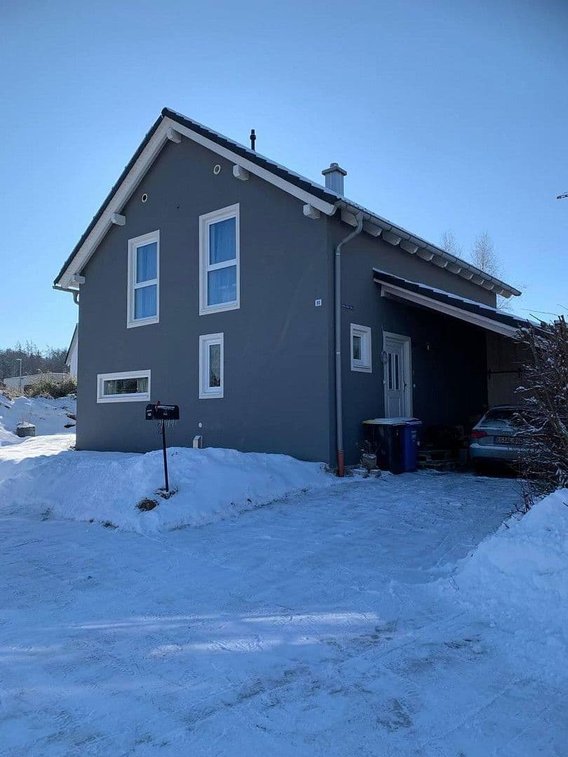 Predaj domu 130 m², pozemek 608 m², Hebertsfelden, Bavorsko Predaj domu 130 m², pozemek 608 m², Hebertsfelden, Bavorsko