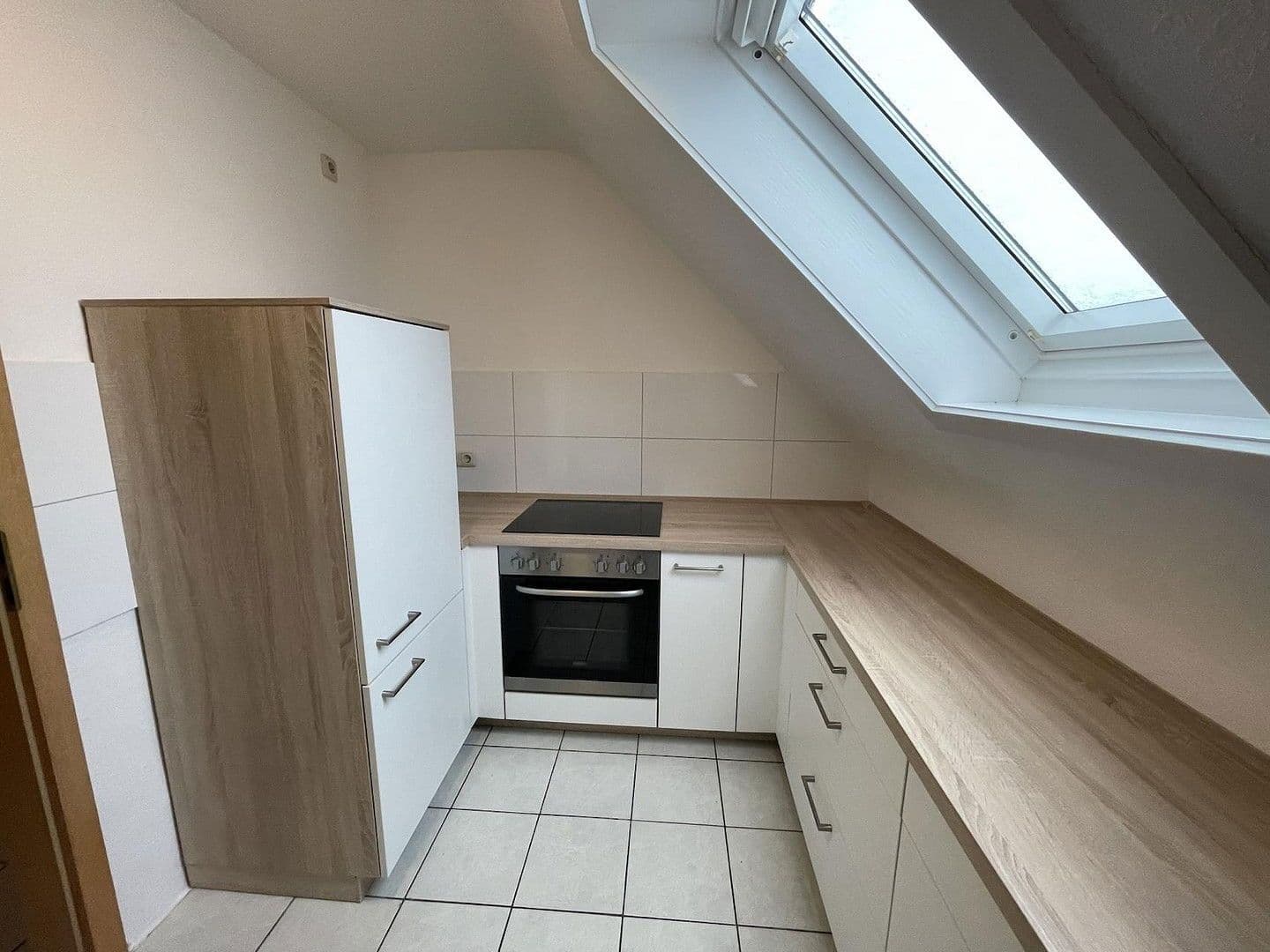 Prenájom bytu 3-izbový 57 m², Anne-Frank-Straße 2a, Mülheim an der Ruhr, Severné Porýnie - Westfálsko Prenájom bytu 3-izbový 57 m², Anne-Frank-Straße 2a, Mülheim an der Ruhr, Severné Porýnie - Westfálsko