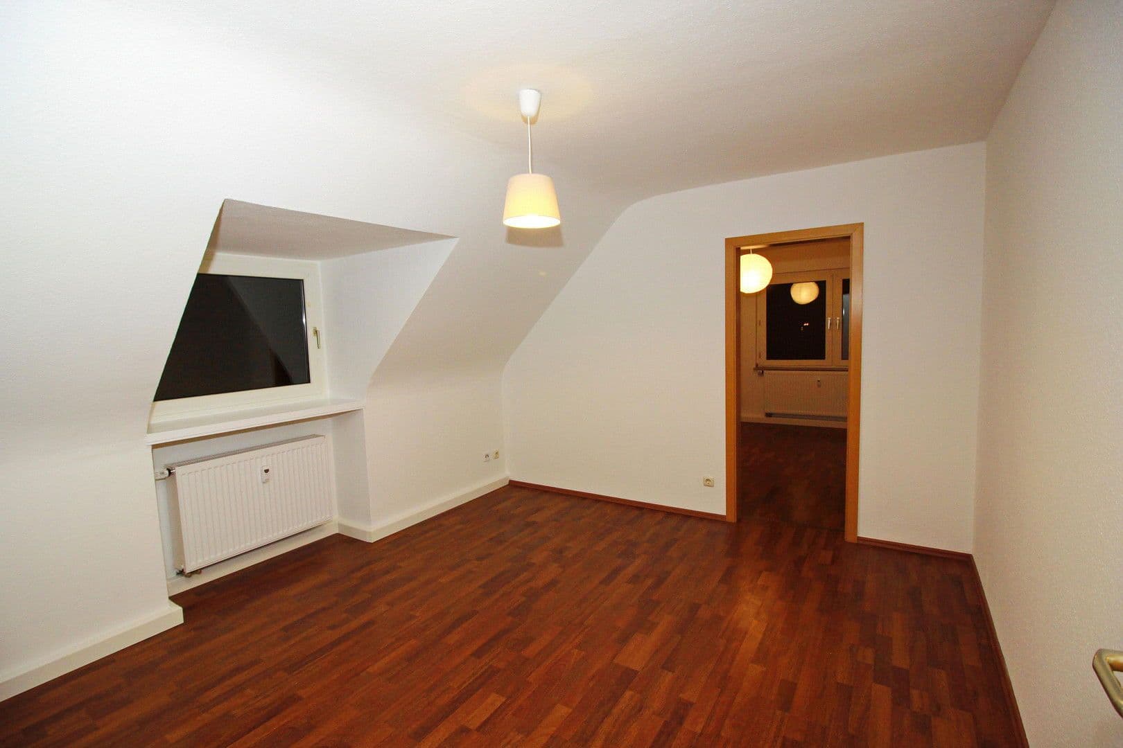 Prenájom bytu 3-izbový 57 m², Anne-Frank-Straße 2a, Mülheim an der Ruhr, Severné Porýnie - Westfálsko Prenájom bytu 3-izbový 57 m², Anne-Frank-Straße 2a, Mülheim an der Ruhr, Severné Porýnie - Westfálsko