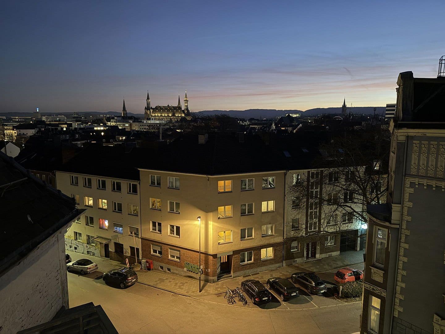 Prenájom bytu 3-izbový 74 m², Aachen, Severné Porýnie - Westfálsko Prenájom bytu 3-izbový 74 m², Aachen, Severné Porýnie - Westfálsko