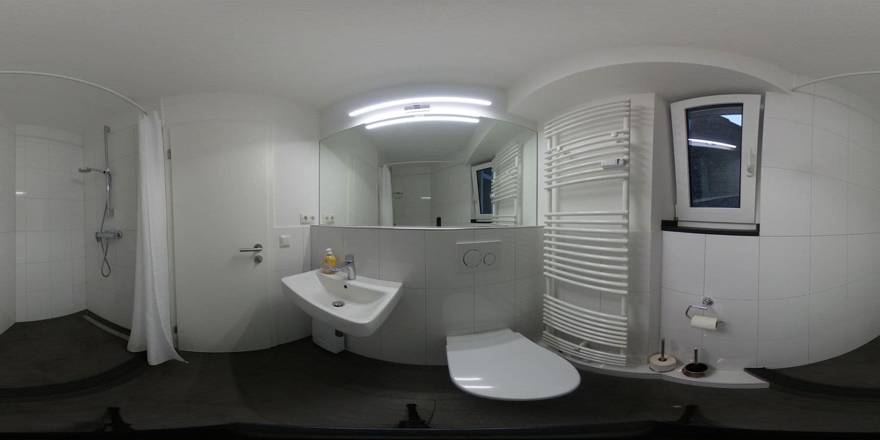 Prenájom bytu 3-izbový 74 m², Aachen, Severné Porýnie - Westfálsko Prenájom bytu 3-izbový 74 m², Aachen, Severné Porýnie - Westfálsko