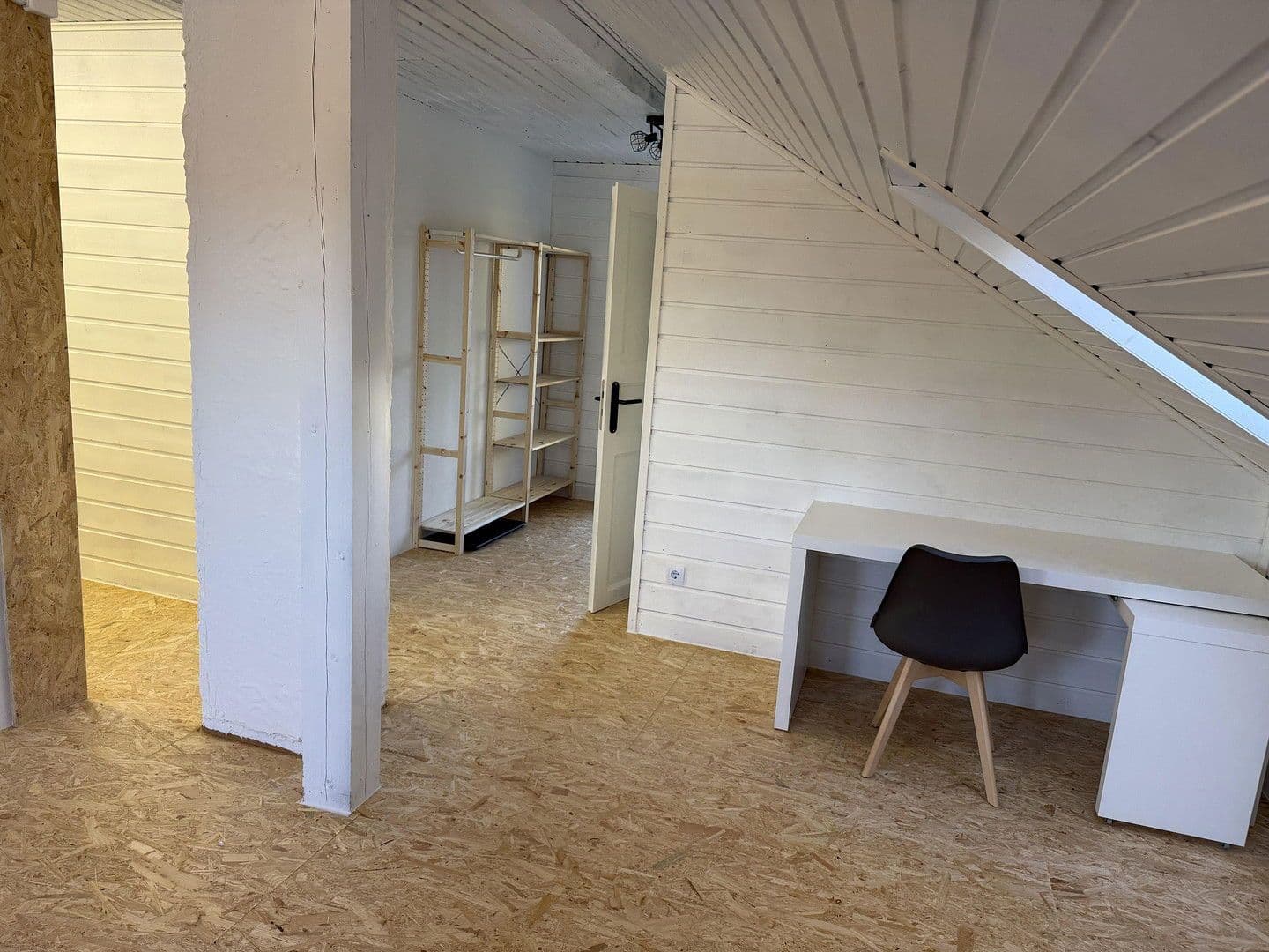 Predaj domu 337 m², pozemek 1.029 m², Aalen, Bádensko-Wurttembersko Predaj domu 337 m², pozemek 1.029 m², Aalen, Bádensko-Wurttembersko