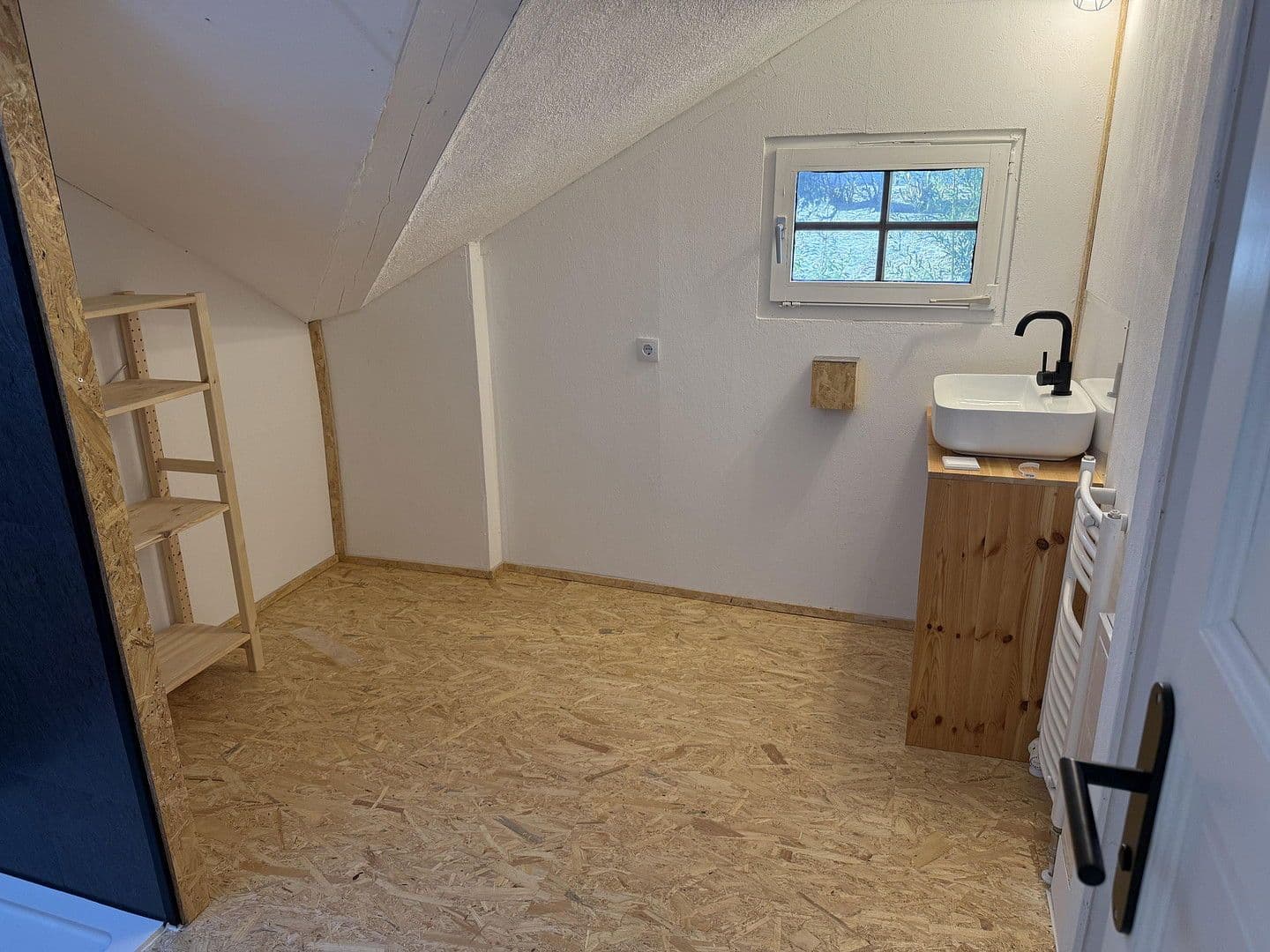 Predaj domu 337 m², pozemek 1.029 m², Aalen, Bádensko-Wurttembersko Predaj domu 337 m², pozemek 1.029 m², Aalen, Bádensko-Wurttembersko