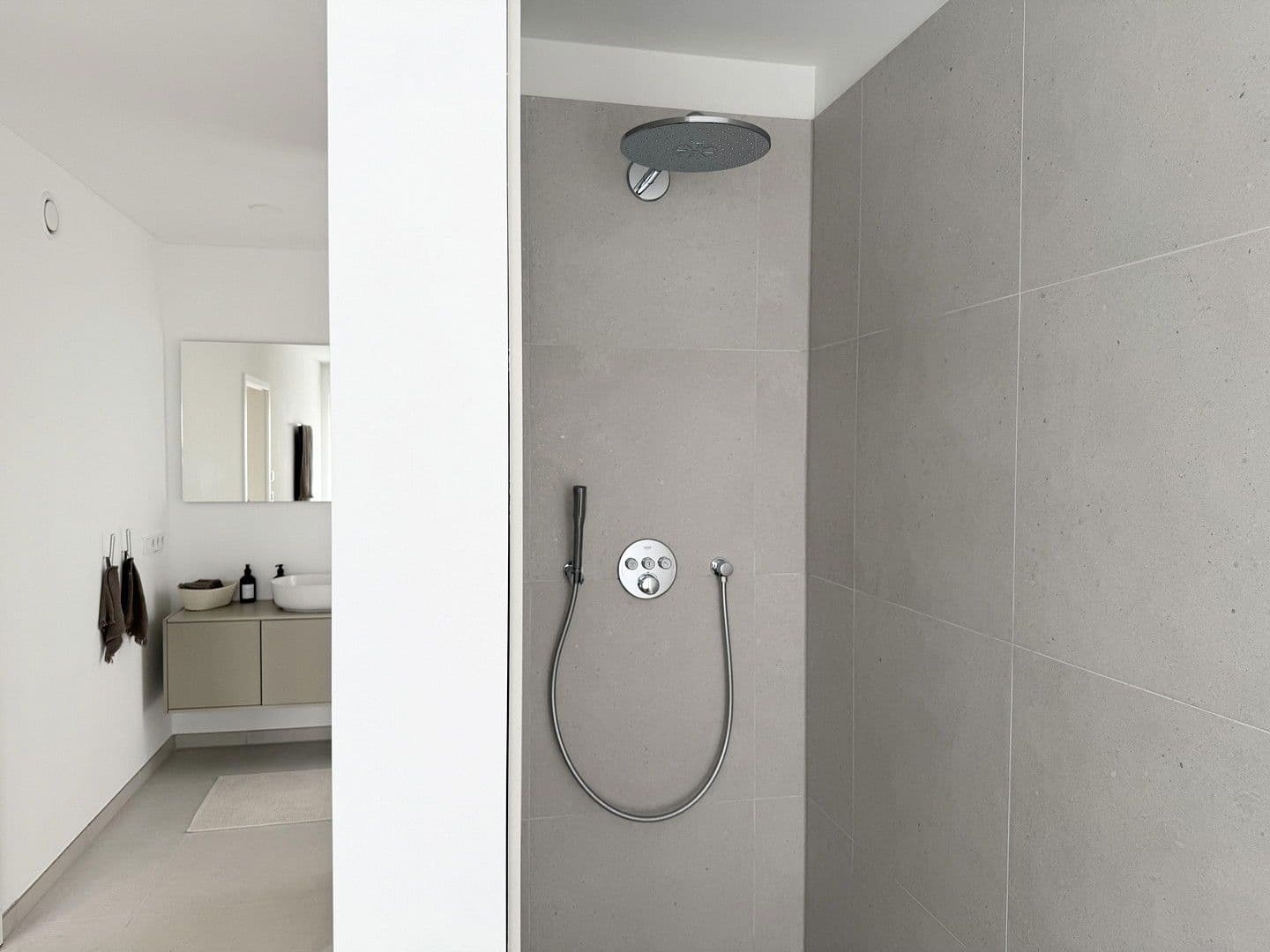 Predaj domu 163 m², pozemek 500 m², Weinolsheim, Porýnie-Falcko Predaj domu 163 m², pozemek 500 m², Weinolsheim, Porýnie-Falcko