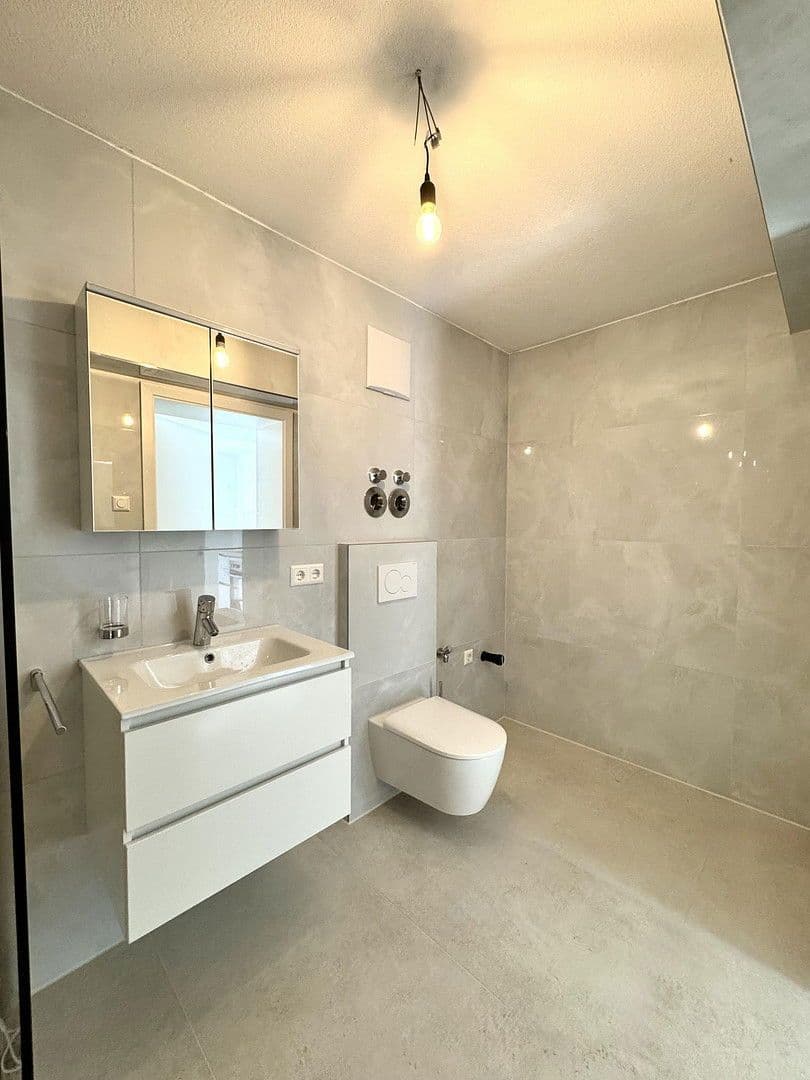 Prenájom bytu 2-izbový 58 m², Wasenstraße 31, Stuttgat, Bádensko-Wurttembersko Prenájom bytu 2-izbový 58 m², Wasenstraße 31, Stuttgat, Bádensko-Wurttembersko