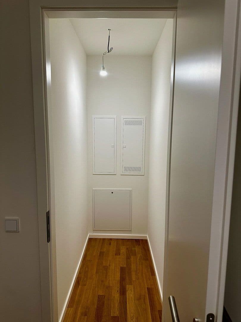 Prenájom bytu 2-izbový 56 m², Holstenstr. 75, Altona-Altstadt, Hamburg Prenájom bytu 2-izbový 56 m², Holstenstr. 75, Altona-Altstadt, Hamburg