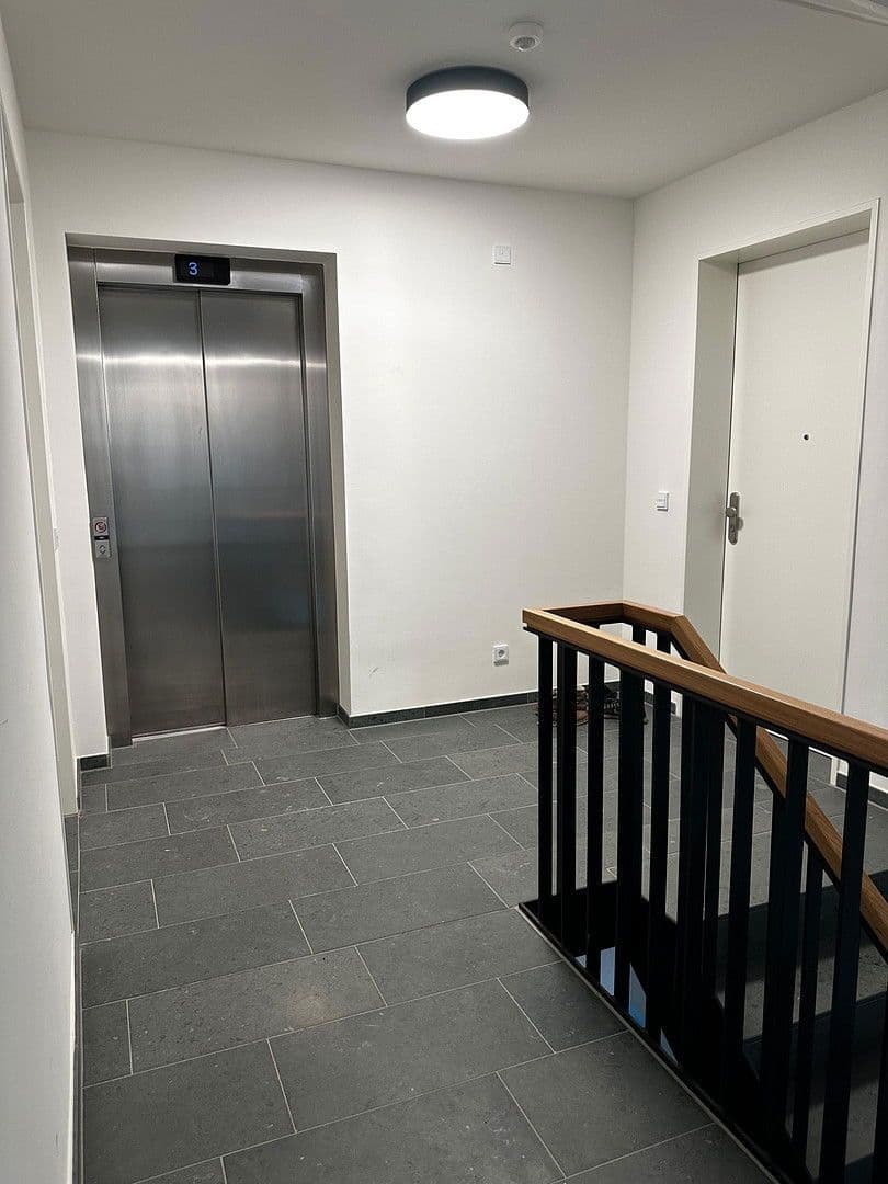 Prenájom bytu 2-izbový 56 m², Holstenstr. 75, Altona-Altstadt, Hamburg Prenájom bytu 2-izbový 56 m², Holstenstr. 75, Altona-Altstadt, Hamburg