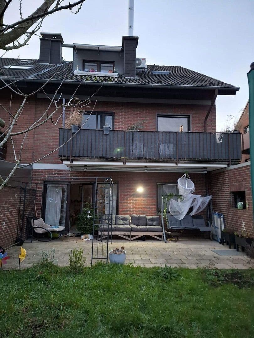 Predaj domu 227 m², pozemek 309 m², Böcklinstr. 29, Mönchengladbach, Severné Porýnie - Westfálsko Predaj domu 227 m², pozemek 309 m², Böcklinstr. 29, Mönchengladbach, Severné Porýnie - Westfálsko