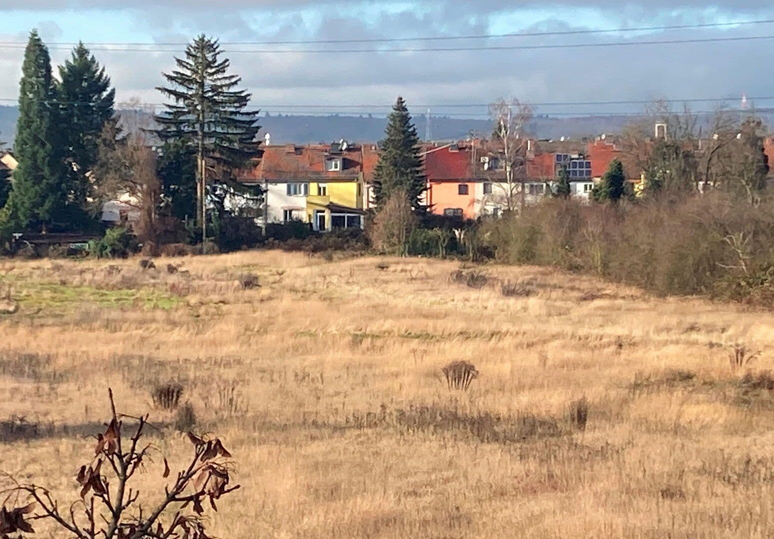 Predaj domu 100 m², pozemek 202 m², Arnstädter Weg 20, Frankfurt, Hesensko Predaj domu 100 m², pozemek 202 m², Arnstädter Weg 20, Frankfurt, Hesensko