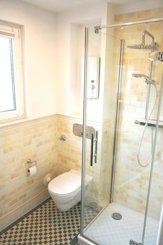 Predaj domu 100 m², pozemek 202 m², Arnstädter Weg 20, Frankfurt, Hesensko Predaj domu 100 m², pozemek 202 m², Arnstädter Weg 20, Frankfurt, Hesensko