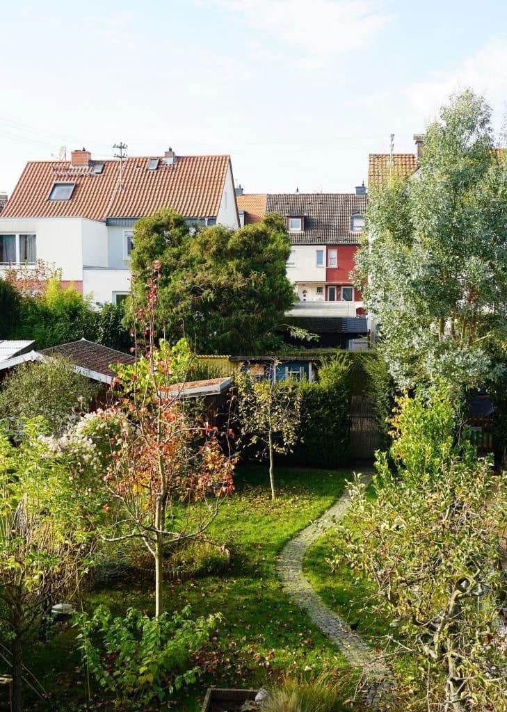 Predaj domu 100 m², pozemek 202 m², Arnstädter Weg 20, Frankfurt, Hesensko Predaj domu 100 m², pozemek 202 m², Arnstädter Weg 20, Frankfurt, Hesensko