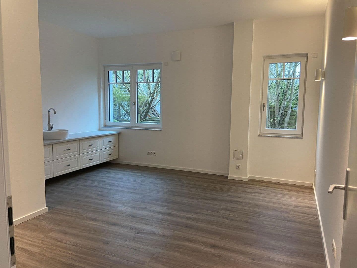 Prenájom kancelárie 23 m², Strandstraße 136, Timmendorfer Strand, Šlezvicko-Holštajnsko Prenájom kancelárie 23 m², Strandstraße 136, Timmendorfer Strand, Šlezvicko-Holštajnsko