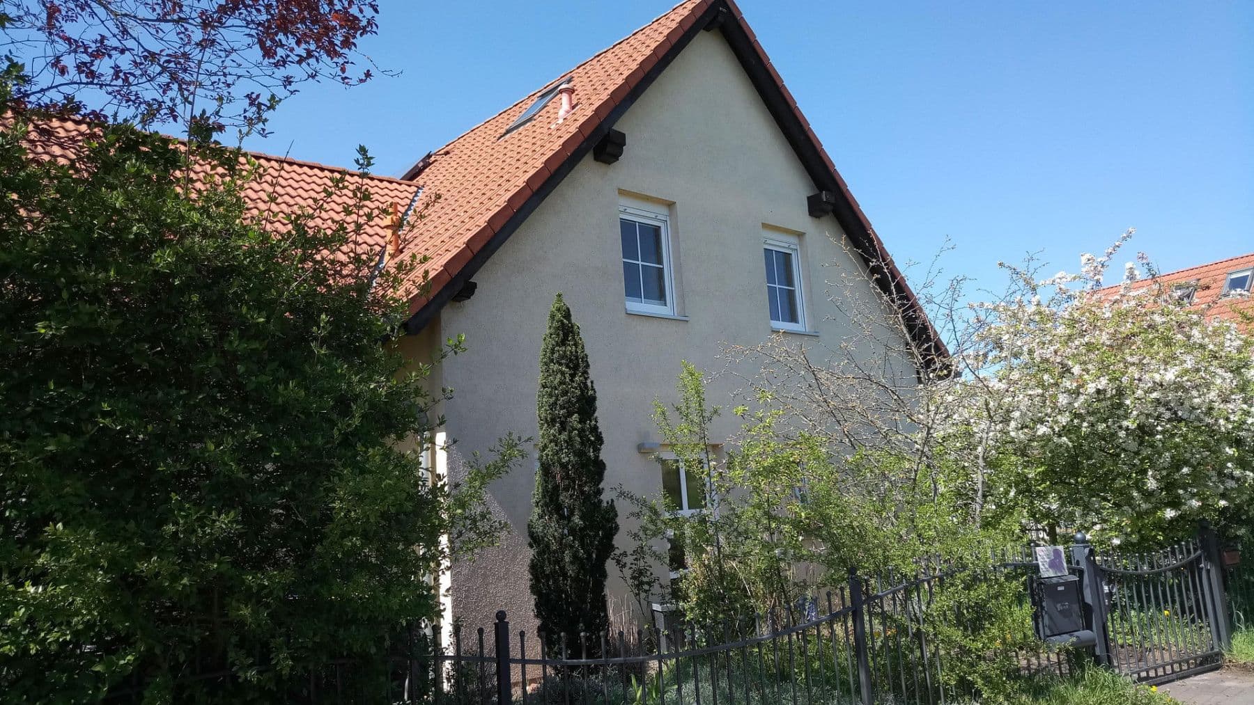 Predaj domu 137 m², pozemek 504 m², Brieselang, Brandenbursko Predaj domu 137 m², pozemek 504 m², Brieselang, Brandenbursko