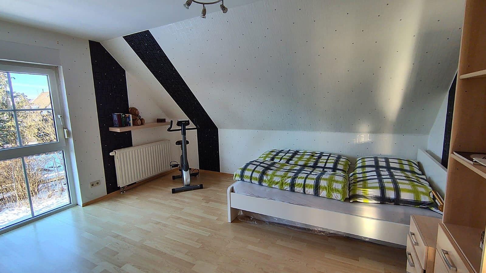 Predaj domu 137 m², pozemek 504 m², Brieselang, Brandenbursko Predaj domu 137 m², pozemek 504 m², Brieselang, Brandenbursko